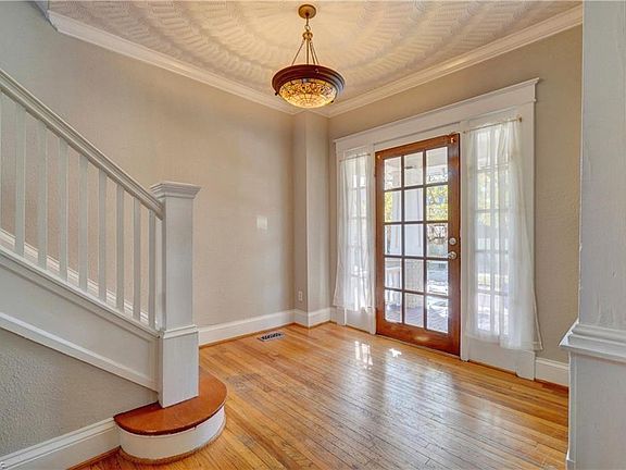 3rd image of 510 Maryland Ave