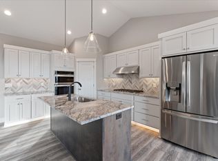 495 149th Ave, Ave, WI 54025