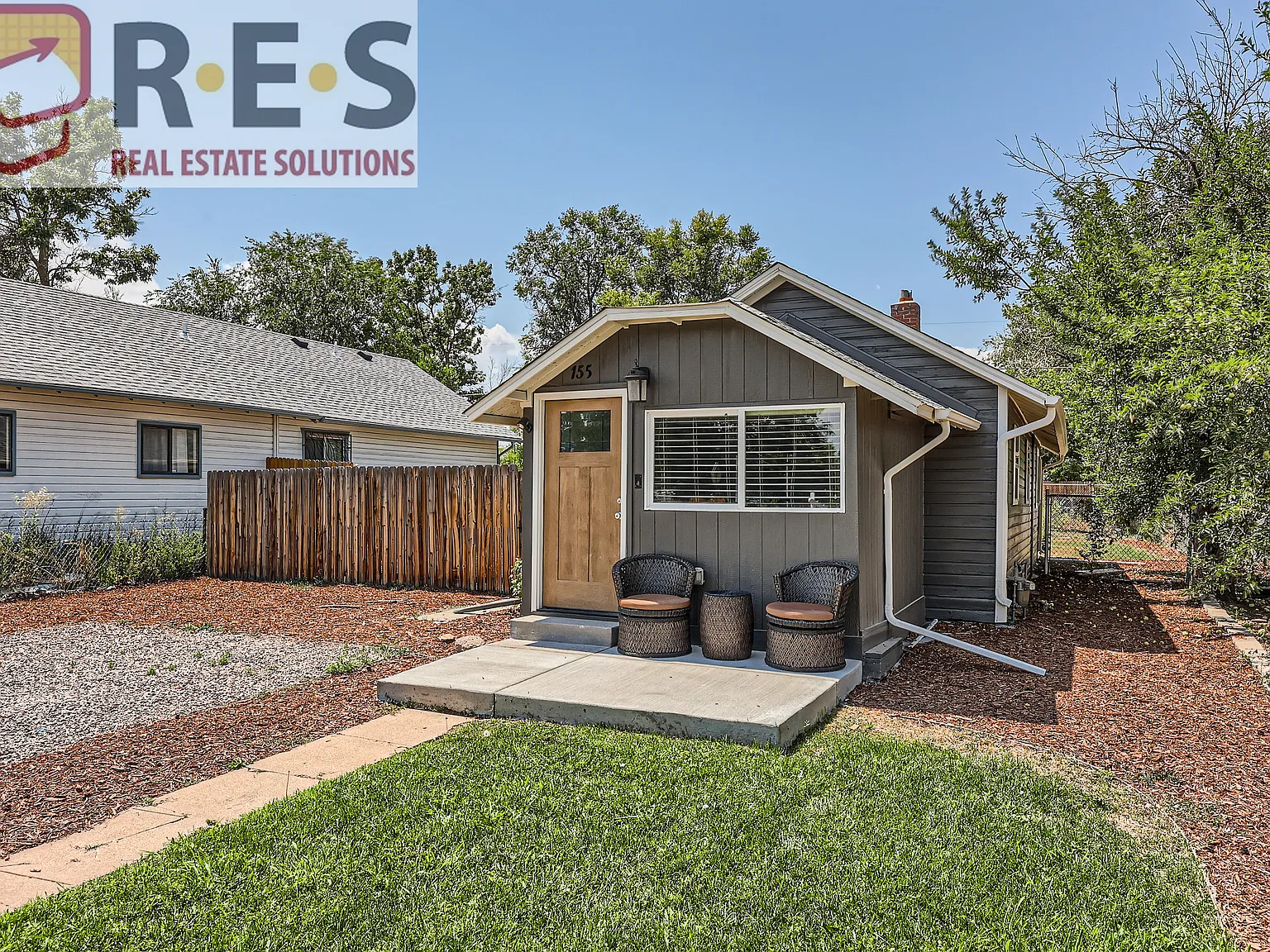 2 bed, 677 sqft, $1,975 — Photo 4