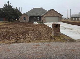 508 2nd St, Elgin, OK 73538