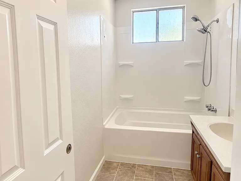 231 N Elm Ave #233 — Photo 5