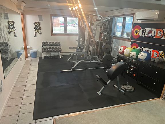 Recreation Room with AC