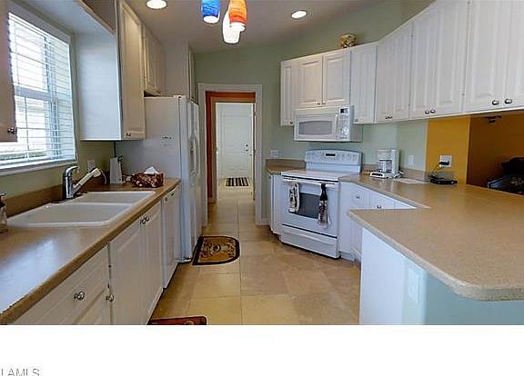 4th image of 7925 Umberto Ct