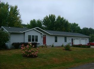 301 E 21st St, Marshfield, WI 54449