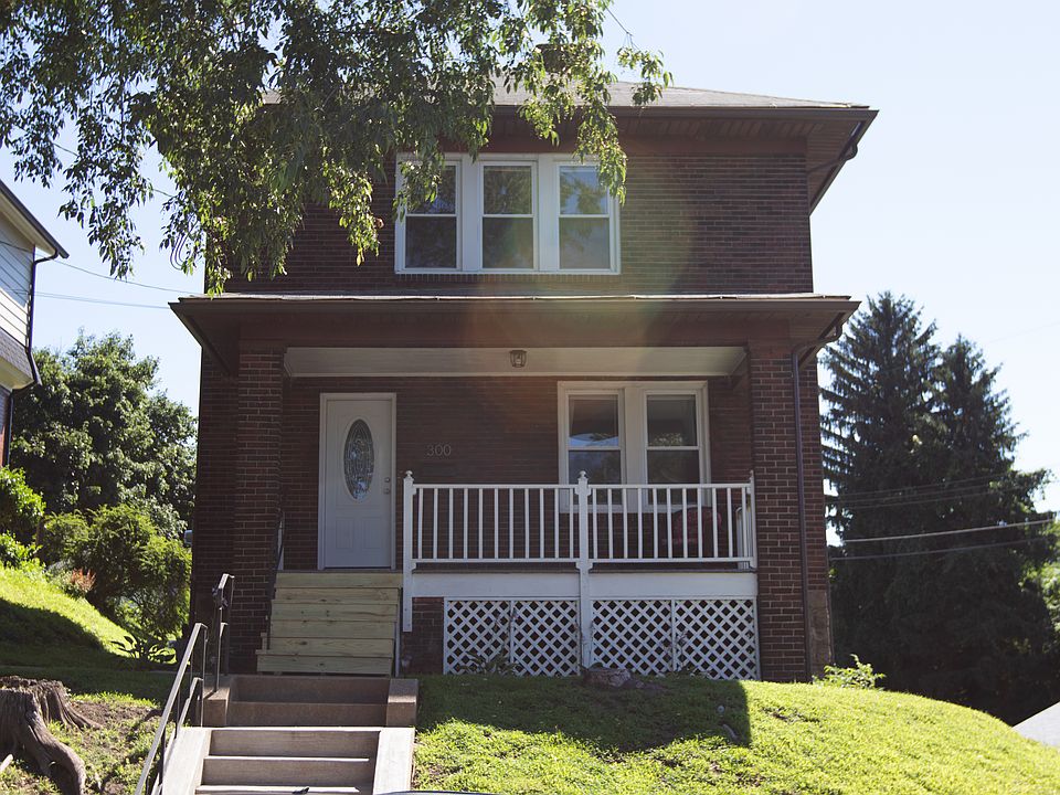 Large relaxing front porch. 