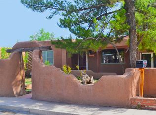 2430 Iris Rd NW, Albuquerque, NM 87104