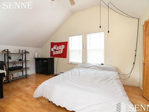 5th image of 340 Norfolk St #3