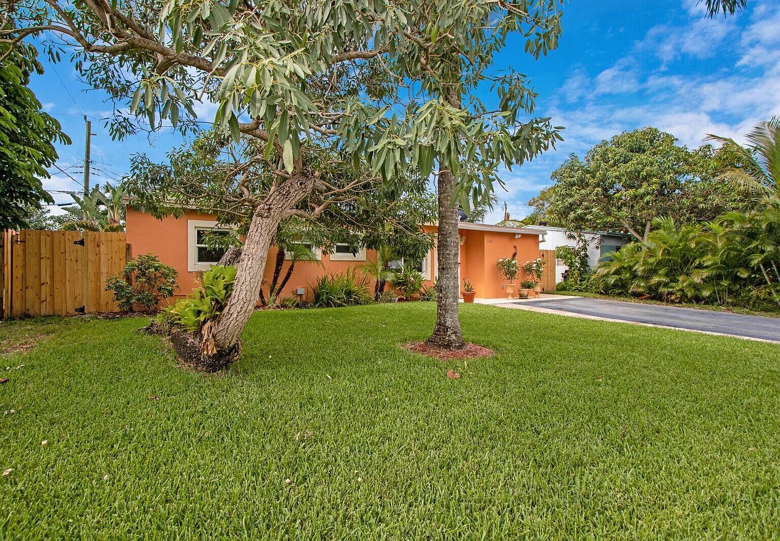 350 Ne 59th St Oakland Park Fl Mls Rx Zillow