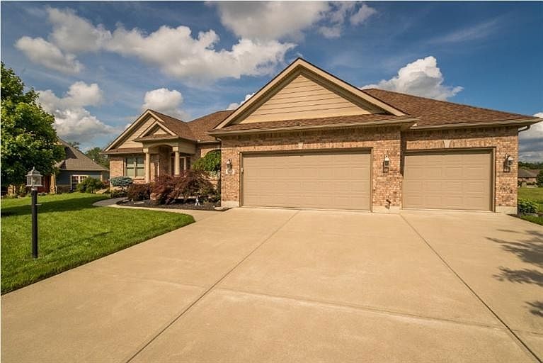 1st image of 103 Hazel Hollow Ct