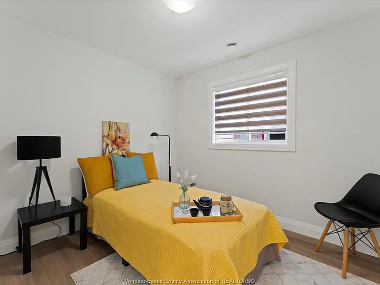 1861 Meighen Rd #3 — Photo 5