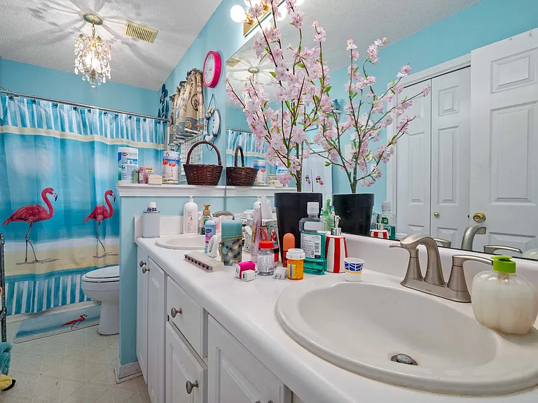 8554 Desert Oak Ct — Photo 12