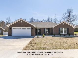 1033 Burnell Dr, Berea, KY 40403