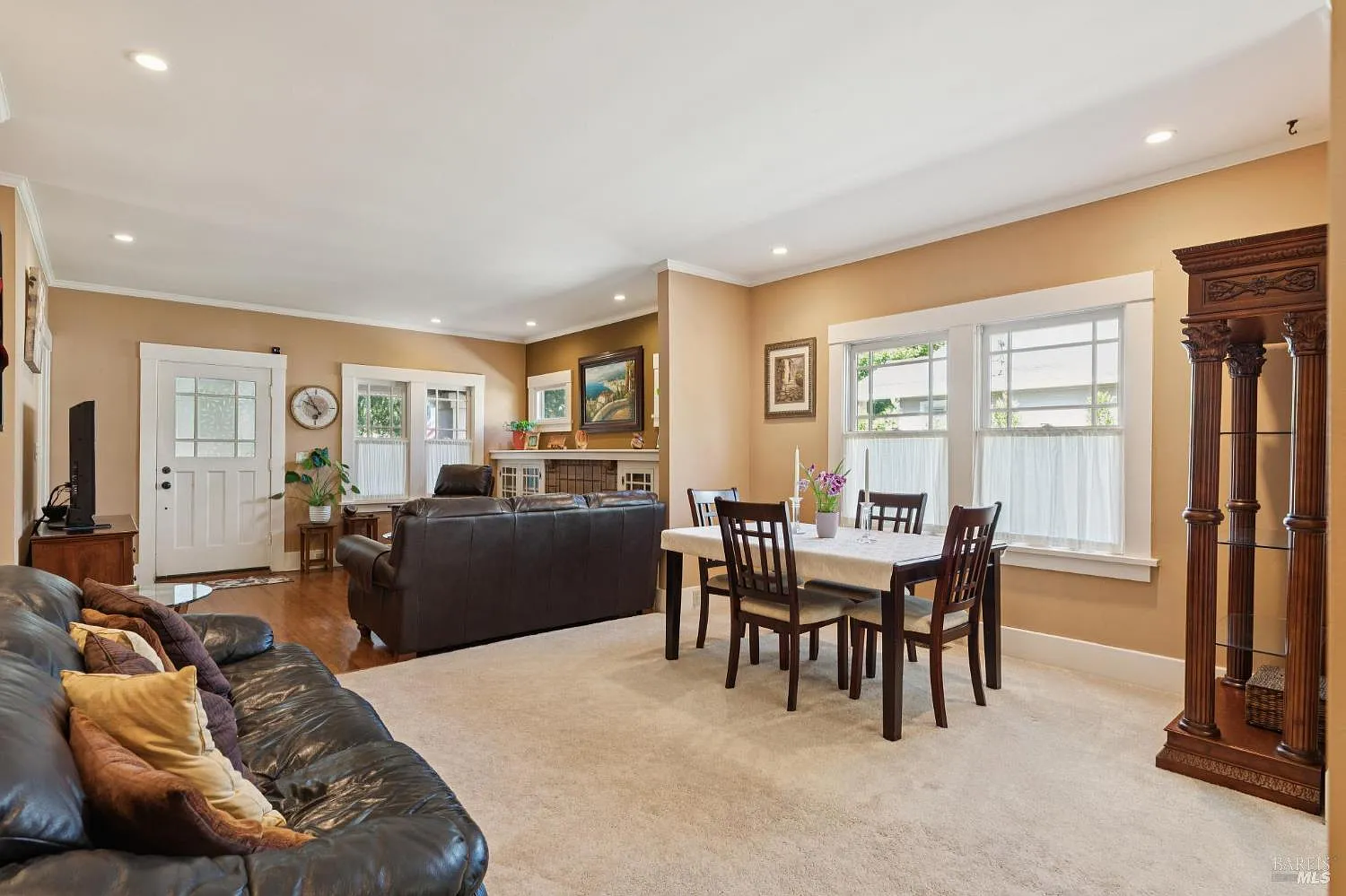 1734 Vineyard Avenue - Photo 6