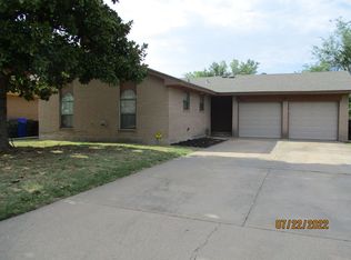 1604 Canterbury Ave, Norman, OK 73069