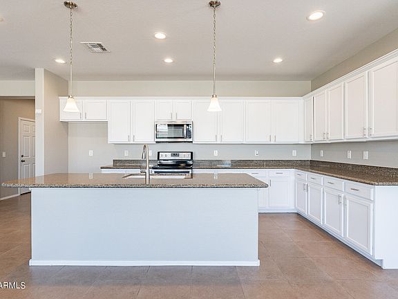 3rd image of 22450 E CAMINA BUENA Vista