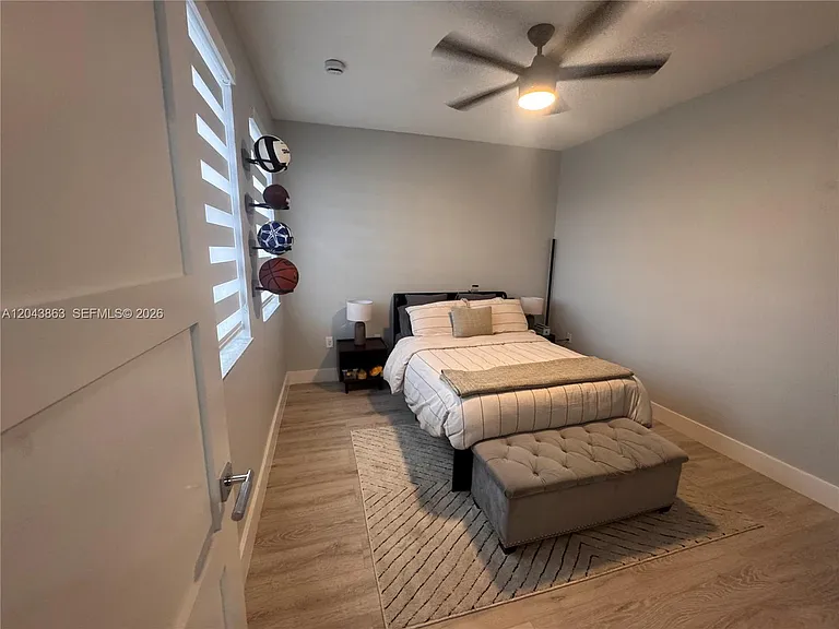 15376 SW 13th Ter — Photo 34