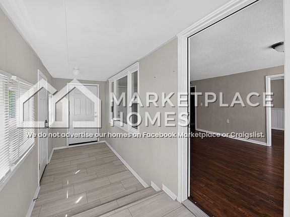 3rd image of 1110 Pinkston St