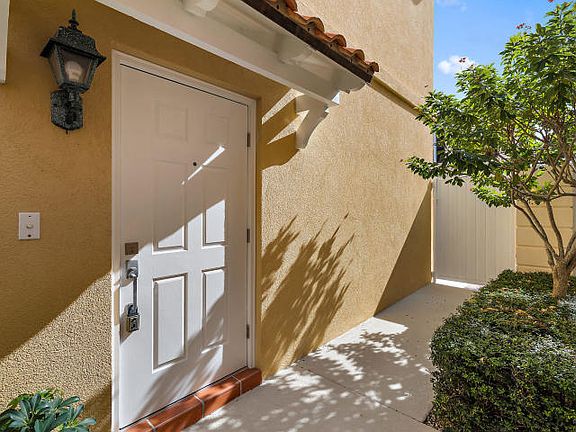 3rd image of 66 Tall Oaks Cir