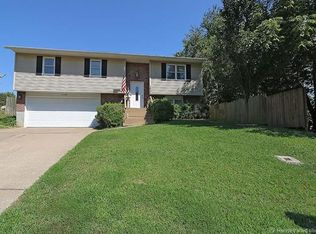 1934 Longview Dr, Cape Girardeau, MO 63701