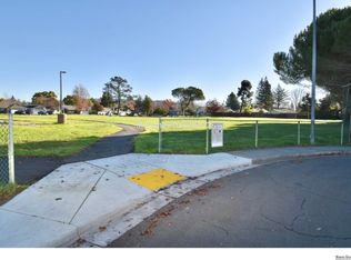 7295 Calcutta Ct, Rohnert Park, CA 94928