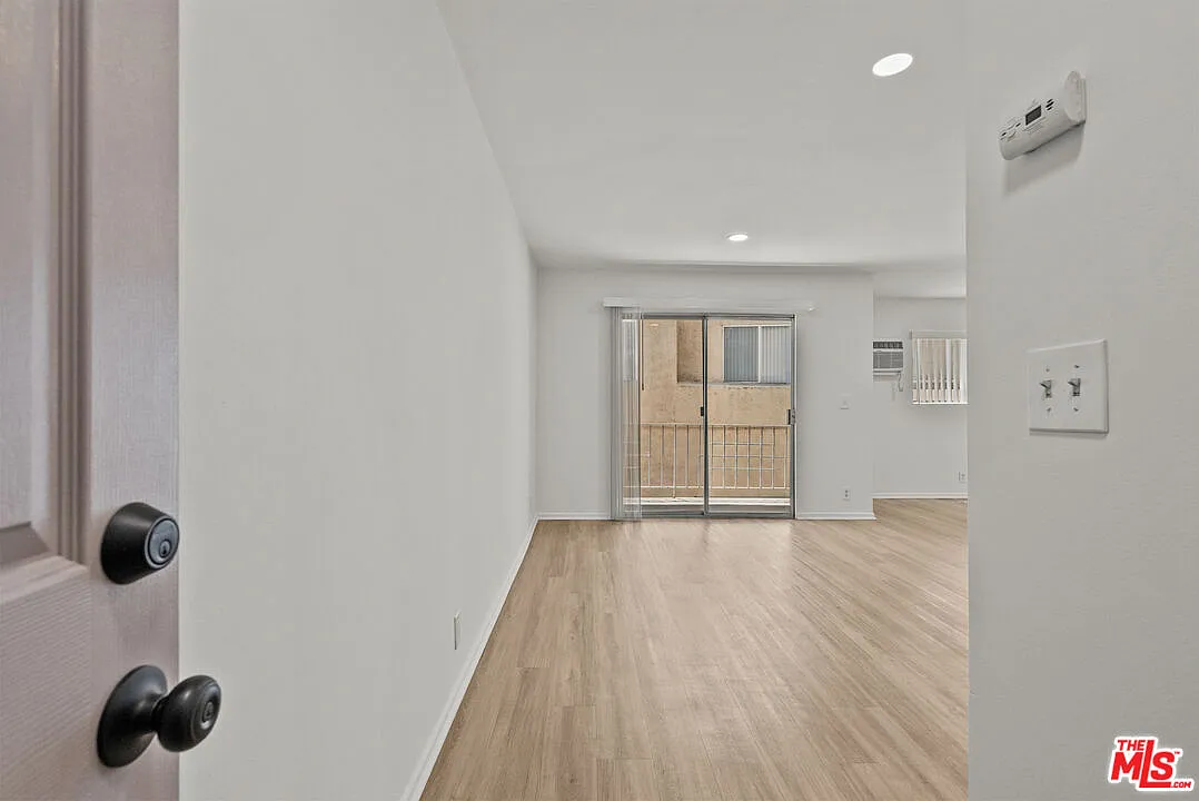 Studio, 1.0 bath, $1,795 — Photo 4