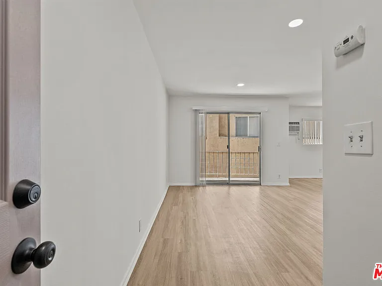 15286 Sutton St #106 — Photo 4