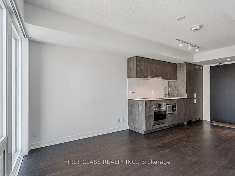 60 Shuter St #1710 — Photo 7