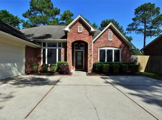 16322 Rainbow Lake Rd, Houston, TX 77095