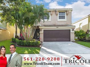 1248 Oakwater Dr, Royal Palm Beach, FL 33411