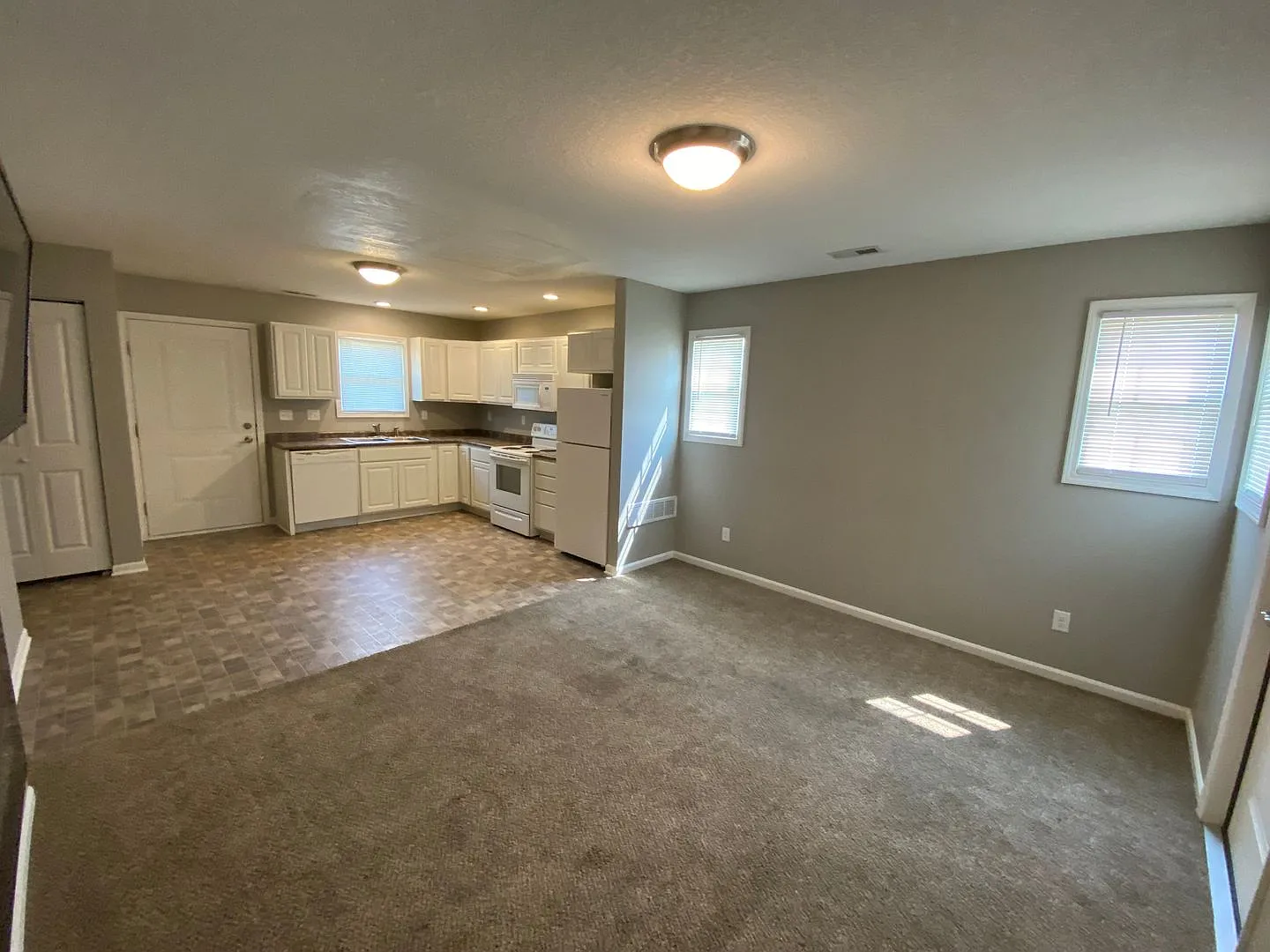 Fox Run Townhomes 1 — Photo 1