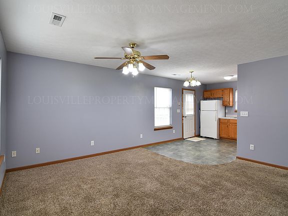 3rd image of 408 E Main St NW
