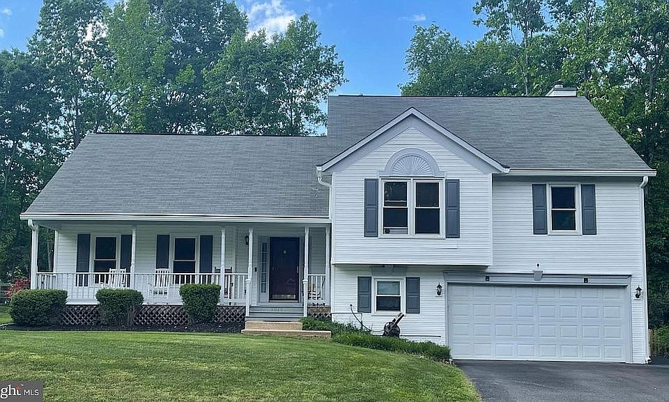 1st image of 5015 Queensbury Cir