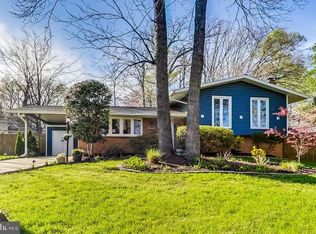 13924 Vista Dr, Rockville, MD 20853