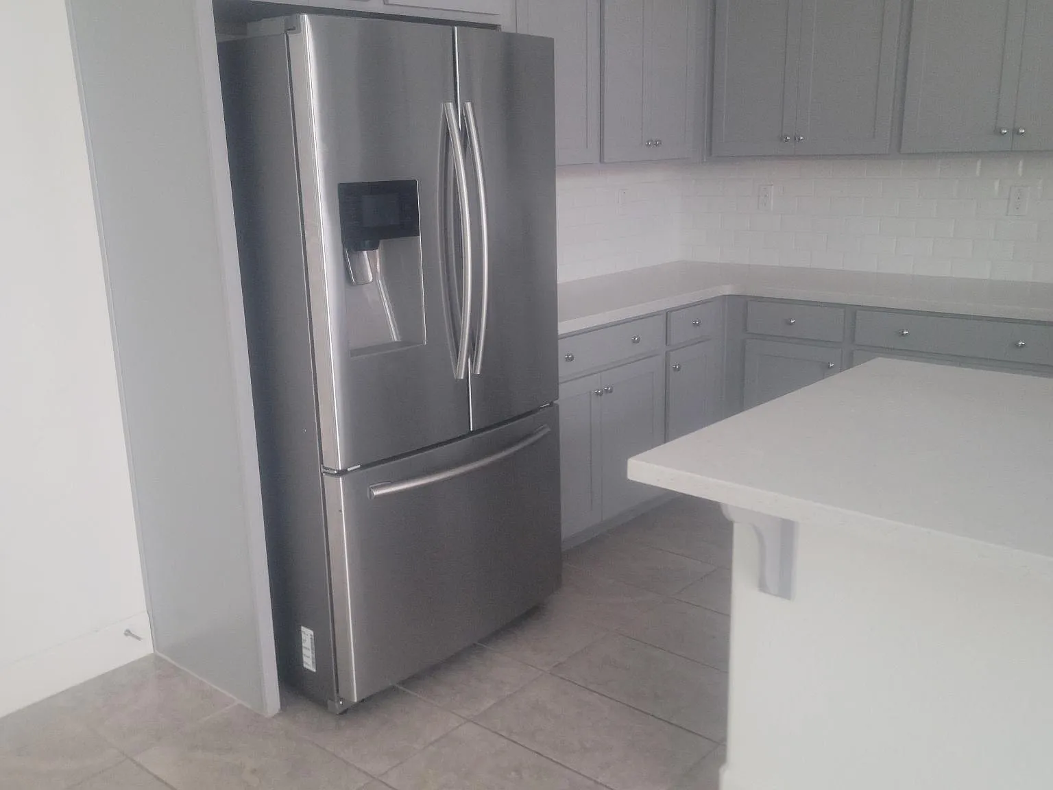 3 bed, 1833 sqft, $3,250 — Photo 3