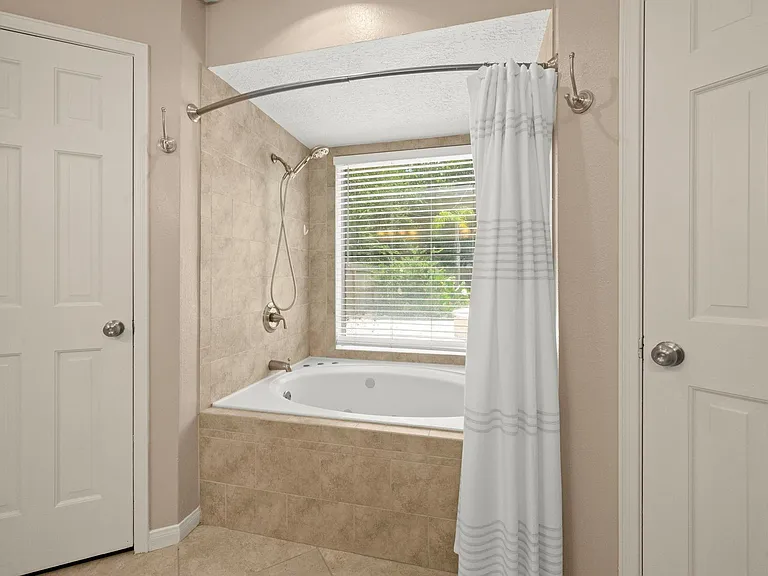 17627 Macrantha Dr — Photo 23