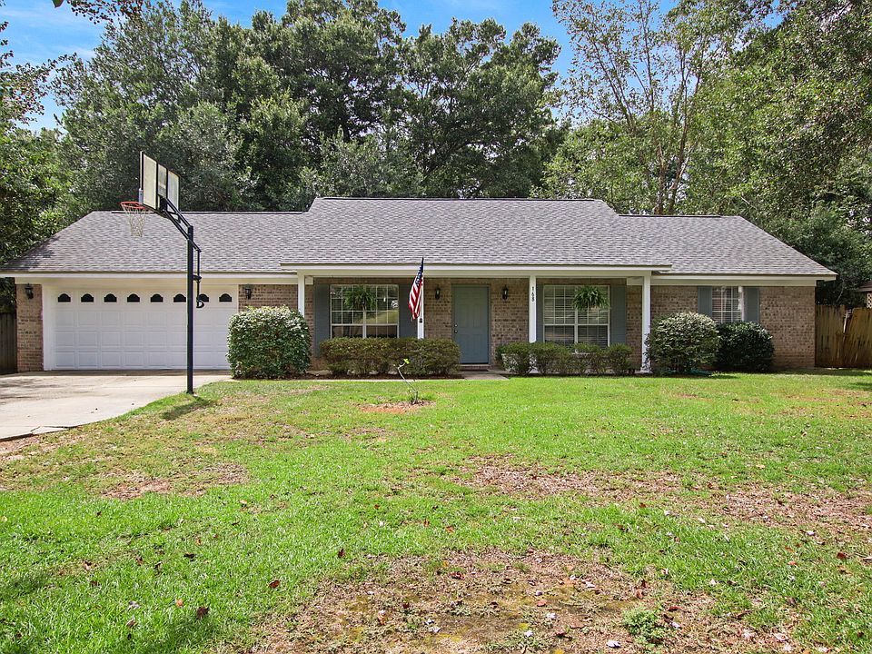 1st image of 168 Robbins Blvd