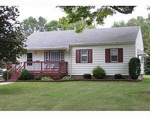 44 Sherrard Ave photo 1