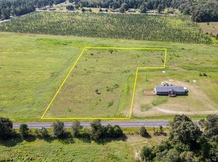 2 Riverton Rd, Laurinburg, NC 28352