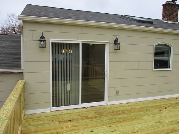 2nd image of 153 Newbury Rd