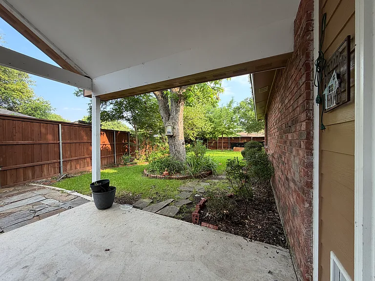 1410 Paris Dr — Photo 19
