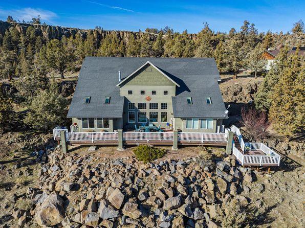 2483 NW Century Dr