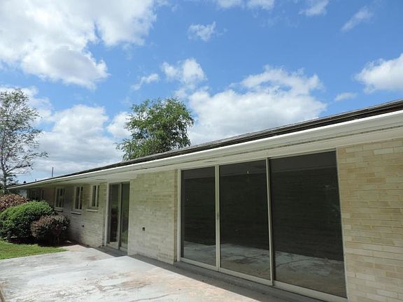 sliding glass doors to patio
