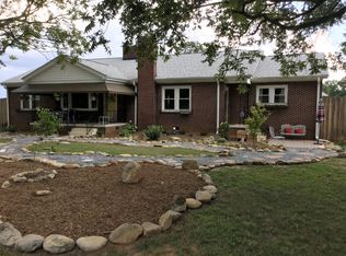 330 Goodjoin Rd, Campobello, SC 29322