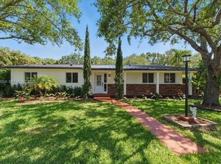 7860 SW 158th Ter, Palmetto Bay, FL 33157