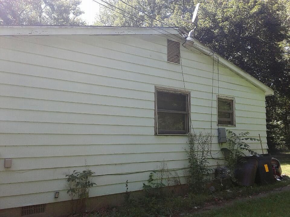 2nd image of 20640 Westland Dr