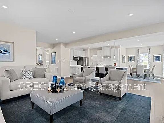2nd image of 1018 Lacebark Dr