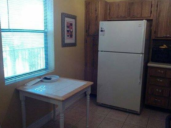 Kitchen-newer flooring