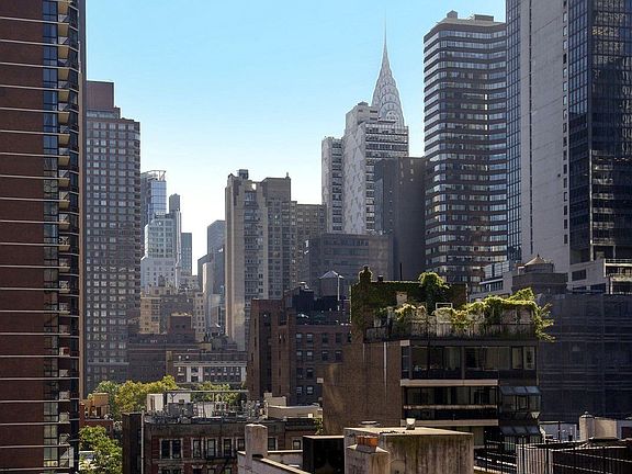 5th image of 251 E 51st St APT 12H