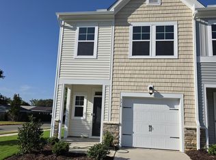 176 Paramount Dr, Smithfield, NC 27577