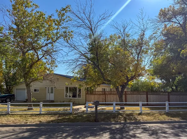 124 Rosebud St, Shelby, MT 59474